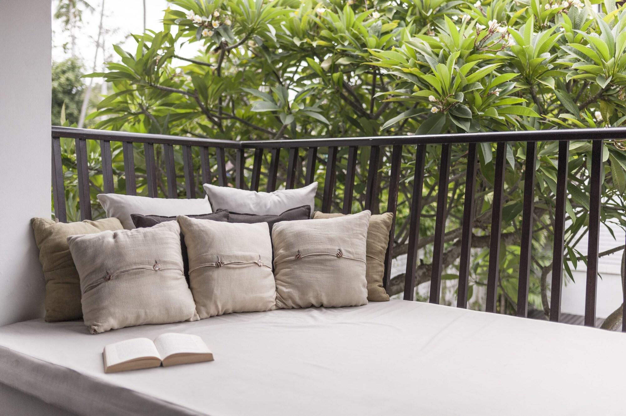 The Sea Koh Samui Beachfront Resort & Spa Exterior foto